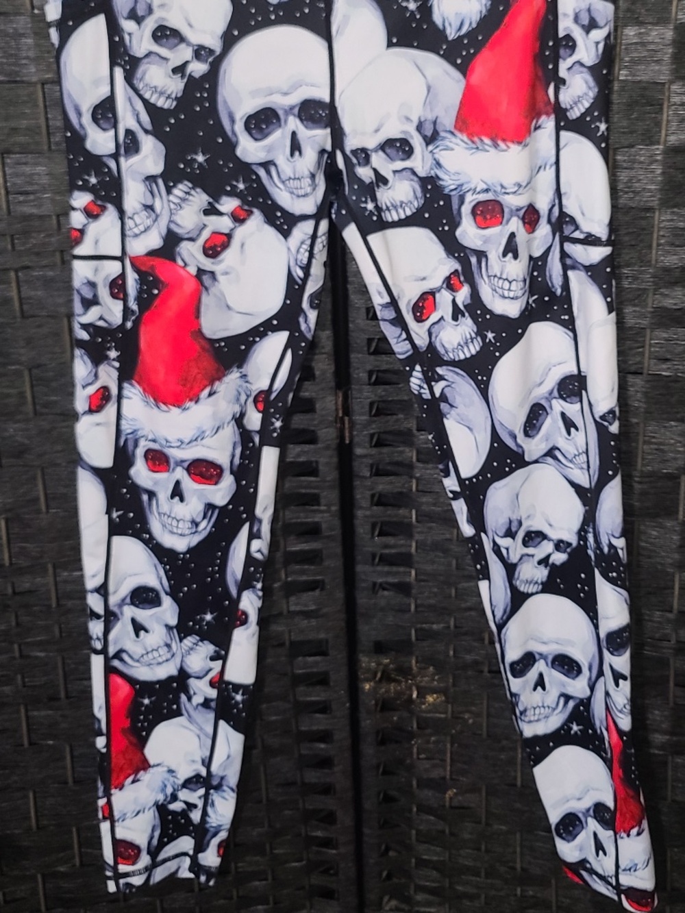 Constantly Varied Gear Santa Skulls leggings size X Large NWOT